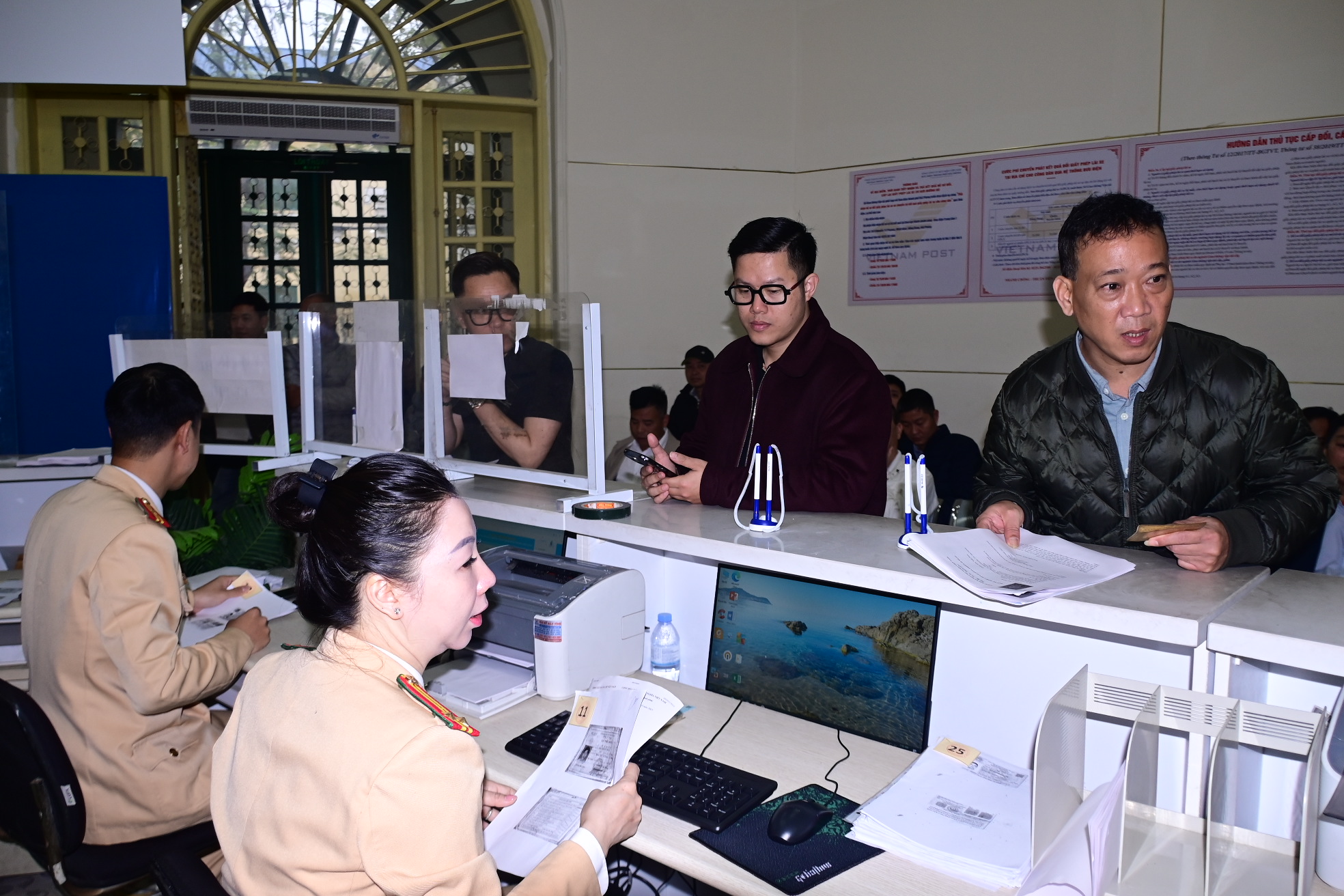 Thông báo về tạm dừng hoạt động các hệ thống Cục Thuế ảnh hưởng đến việc tra cứu, nộp hồ sơ dịch vụ công trực tuyến đăng ký xe